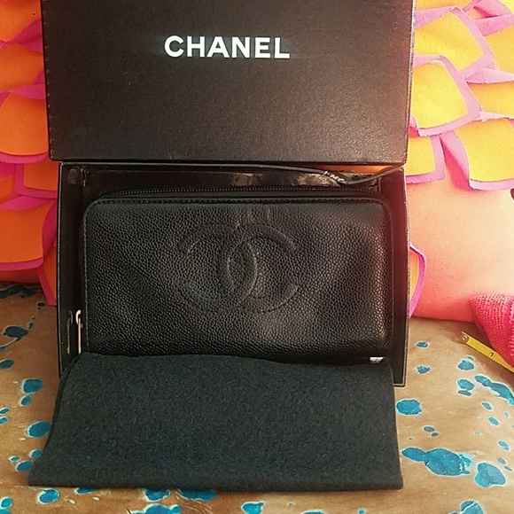 Authentic Chanel wallet - Picture 2 of 8